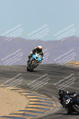 media/Mar-23-2025-CVMA (Sun) [[674f32b282]]/Race 3-Supersport Middleweight/